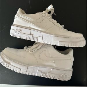 Nike Air Force 1 Pixel - women’s 9.5